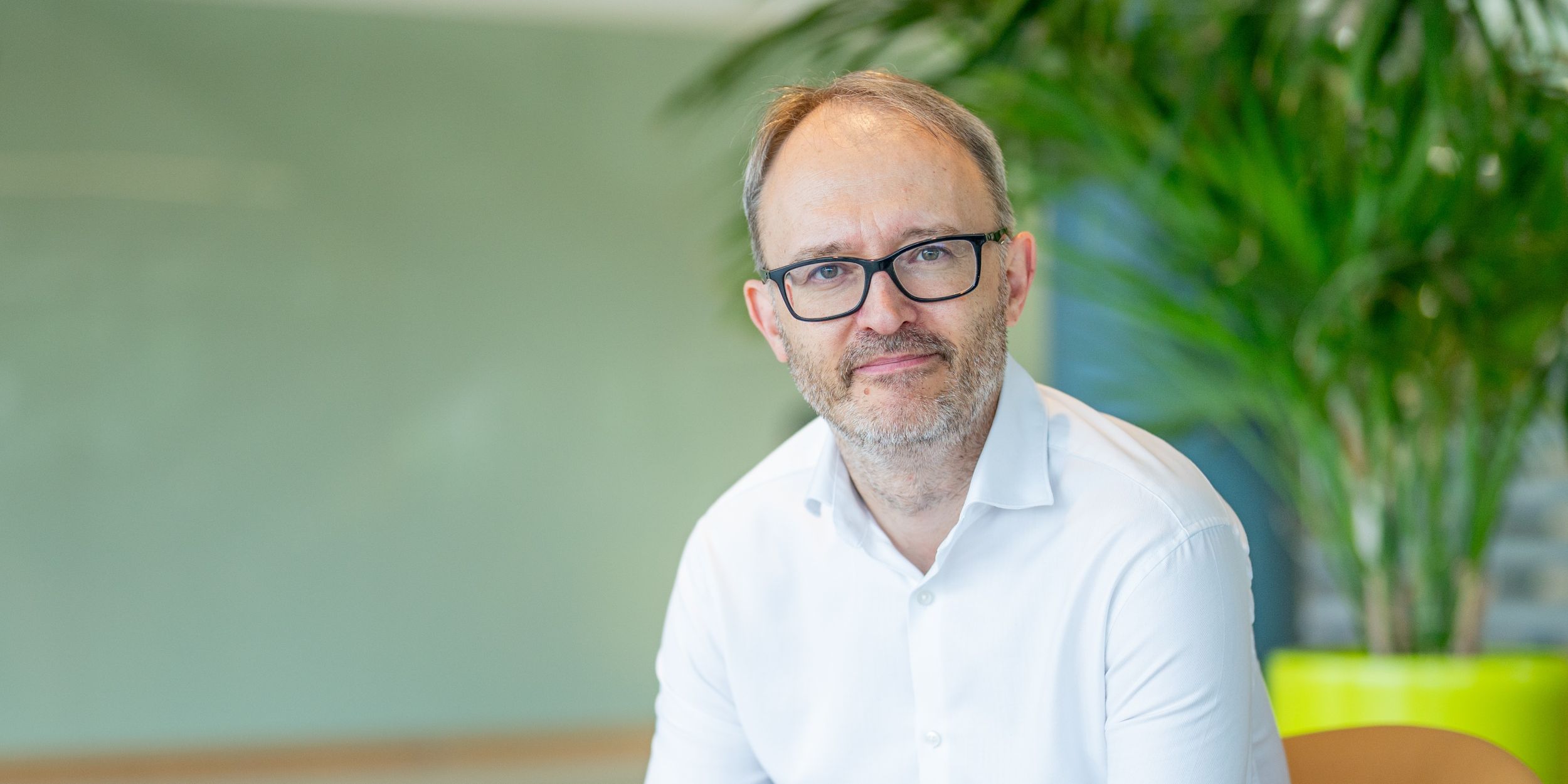 Alex Wade AIP LLP Norwich Research Park. Chief Financial Officer